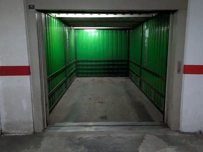 Aparcament de Garatge de lloguer en Santander