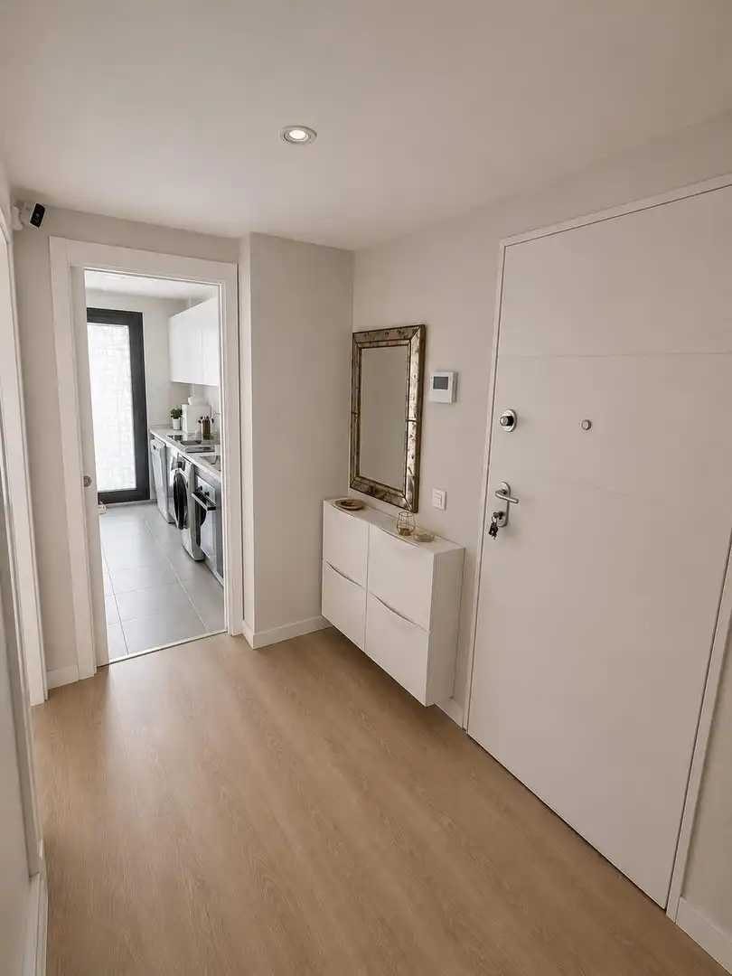 Flat for sale in Sevilla  with Air Conditioner, Terrace and Community pool
