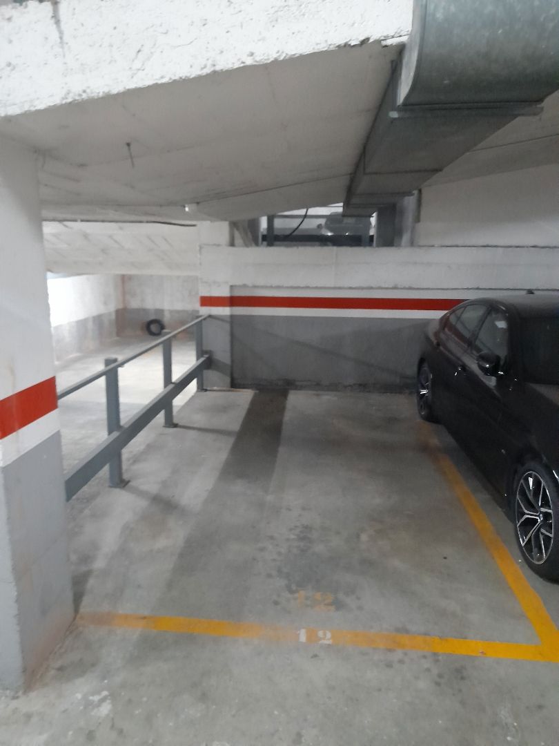 Garatge de lloguer a Carrer de Pinar del Rio, 7, El Congrés i els Indians
