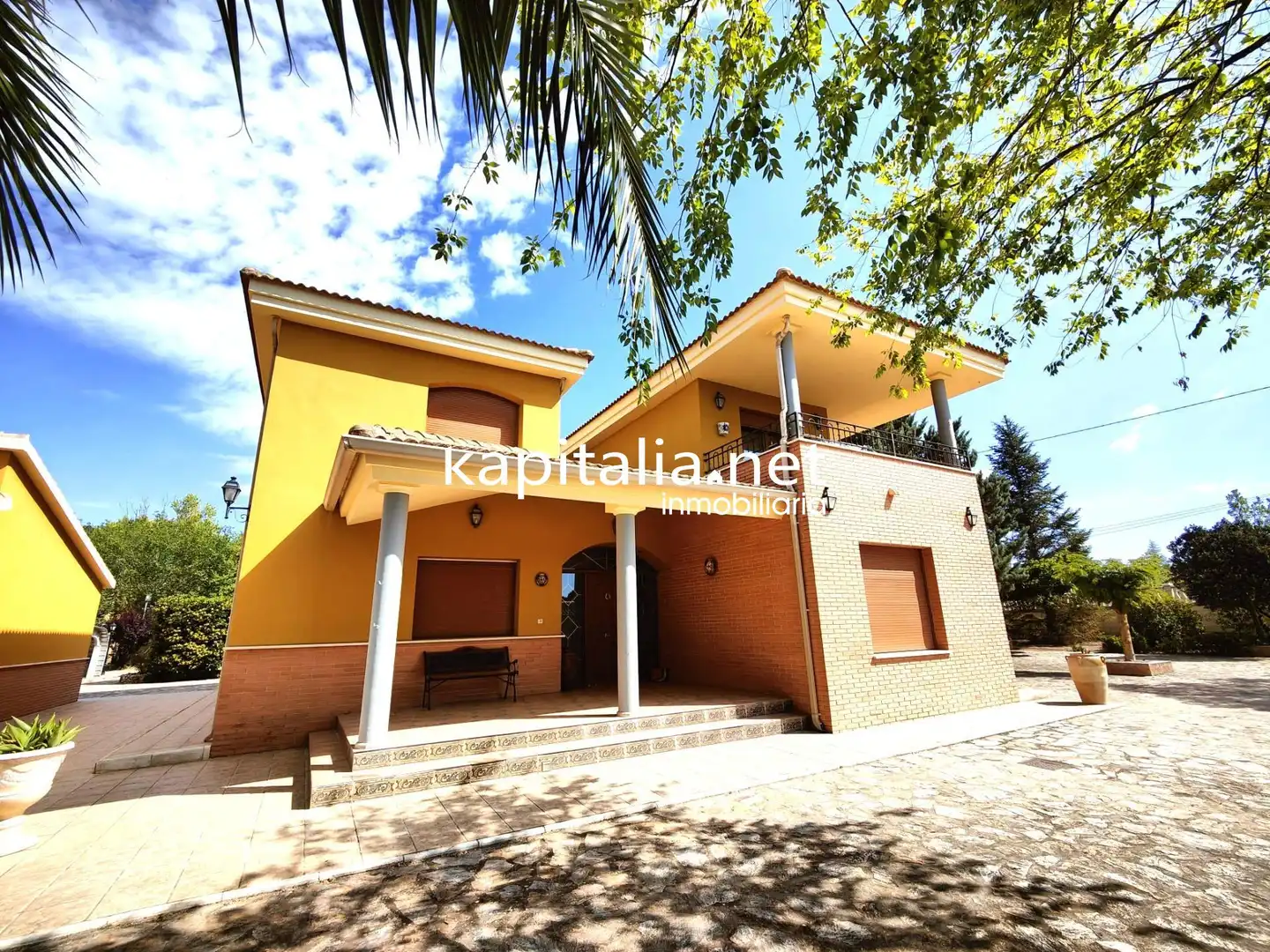 Villa mit Terrasse zum Verkauf in Banyeres de Mariola