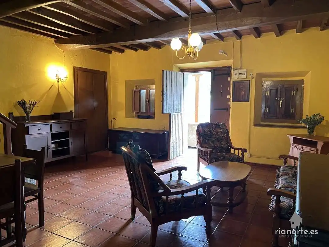 Casa adosada en venda en Ribadesella amb Jardí privat