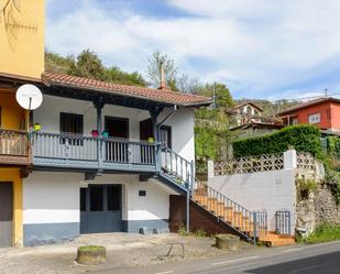 Exterior view of House or chalet for sale in Lena  with Terrace and Balcony