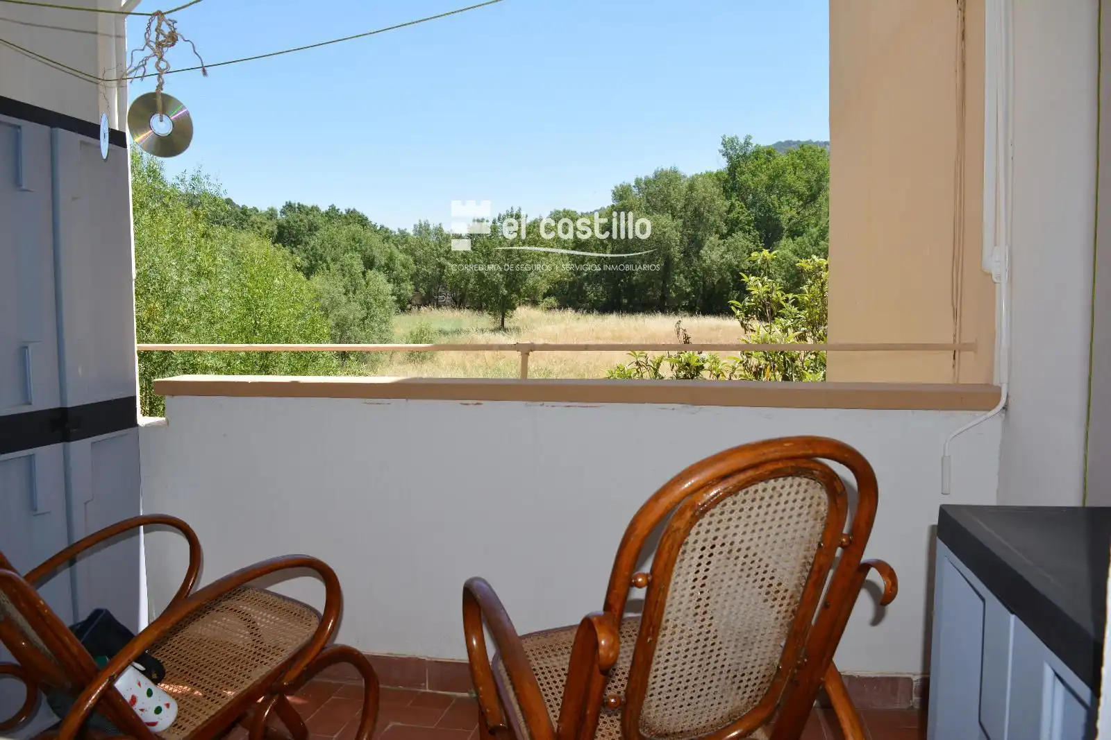 Terrassa de Pis en venda en Santa María del Tiétar amb Terrassa i Moblat