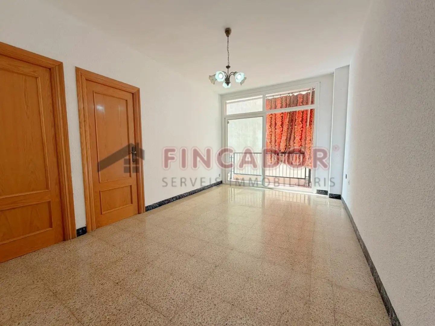 Wohnung mit Terrasse zum Verkauf in Carrer Martí Codolar