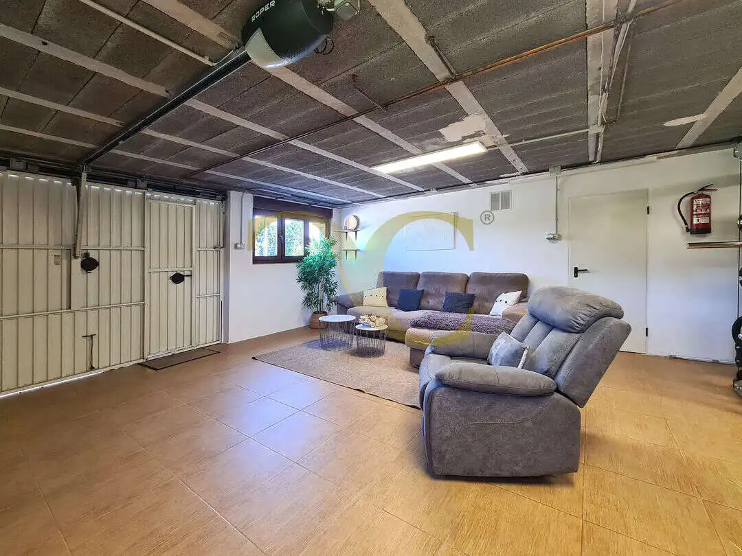 Casa o xalet en venda en Gijón  amb Calefacció, Jardí privat i Terrassa