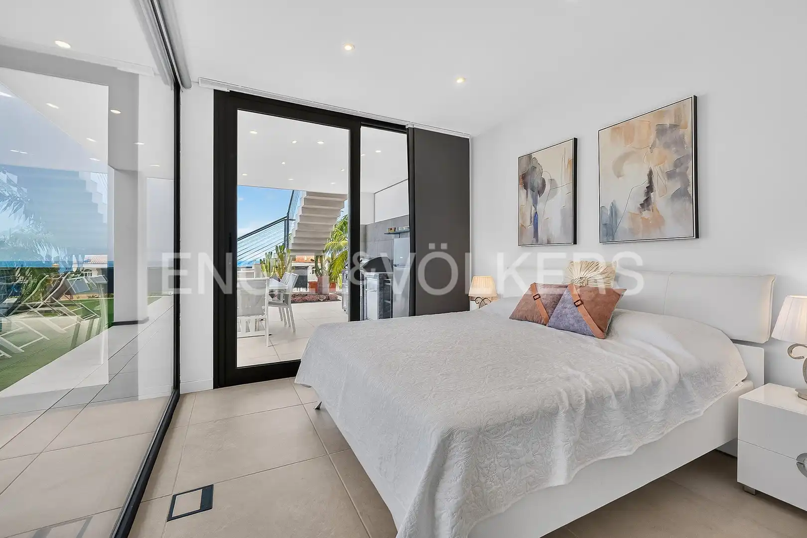 Bedroom of Houses for sale in Adeje  with Air Conditioner, Terrace and Swimming Pool