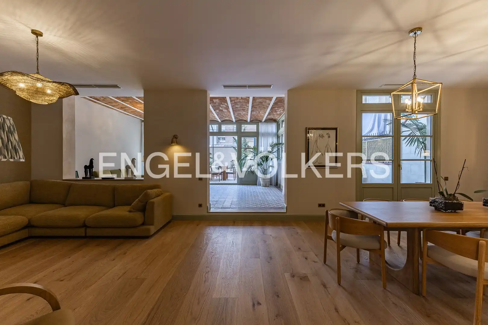 Wohnzimmer von Wohnung zum Verkauf in Barcelona mit Klimaanlage, Heizung und Parkett