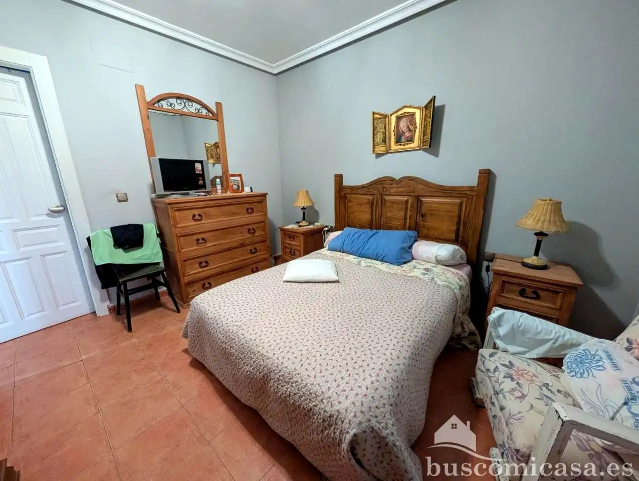 Dormitori de Finca rústica en venda en Linares amb Aire condicionat, Jardí privat i Traster