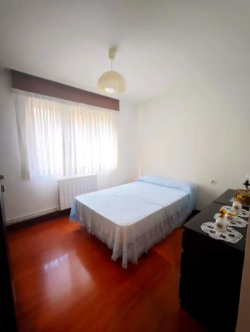 Schlafzimmer von Wohnung zum Verkauf in Iurreta mit Heizung, Möbliert und Balkon