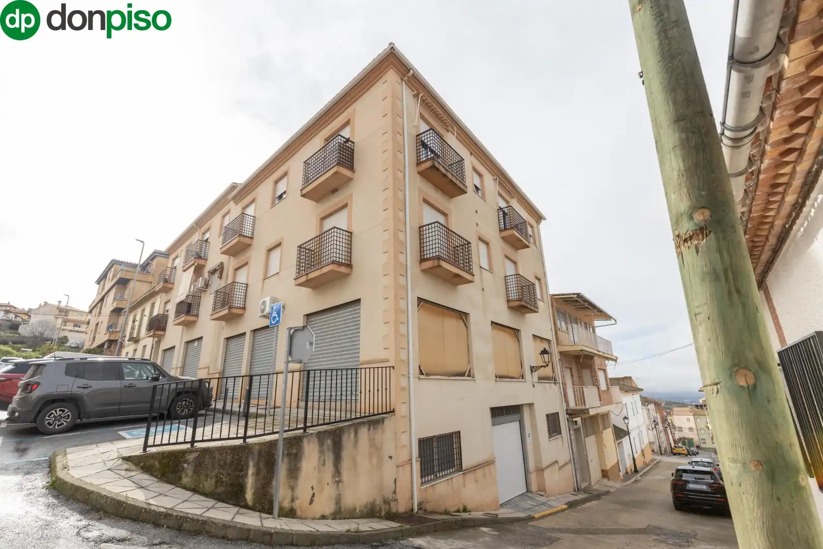 Außenansicht von Wohnung zum Verkauf in Güevéjar mit Balkon