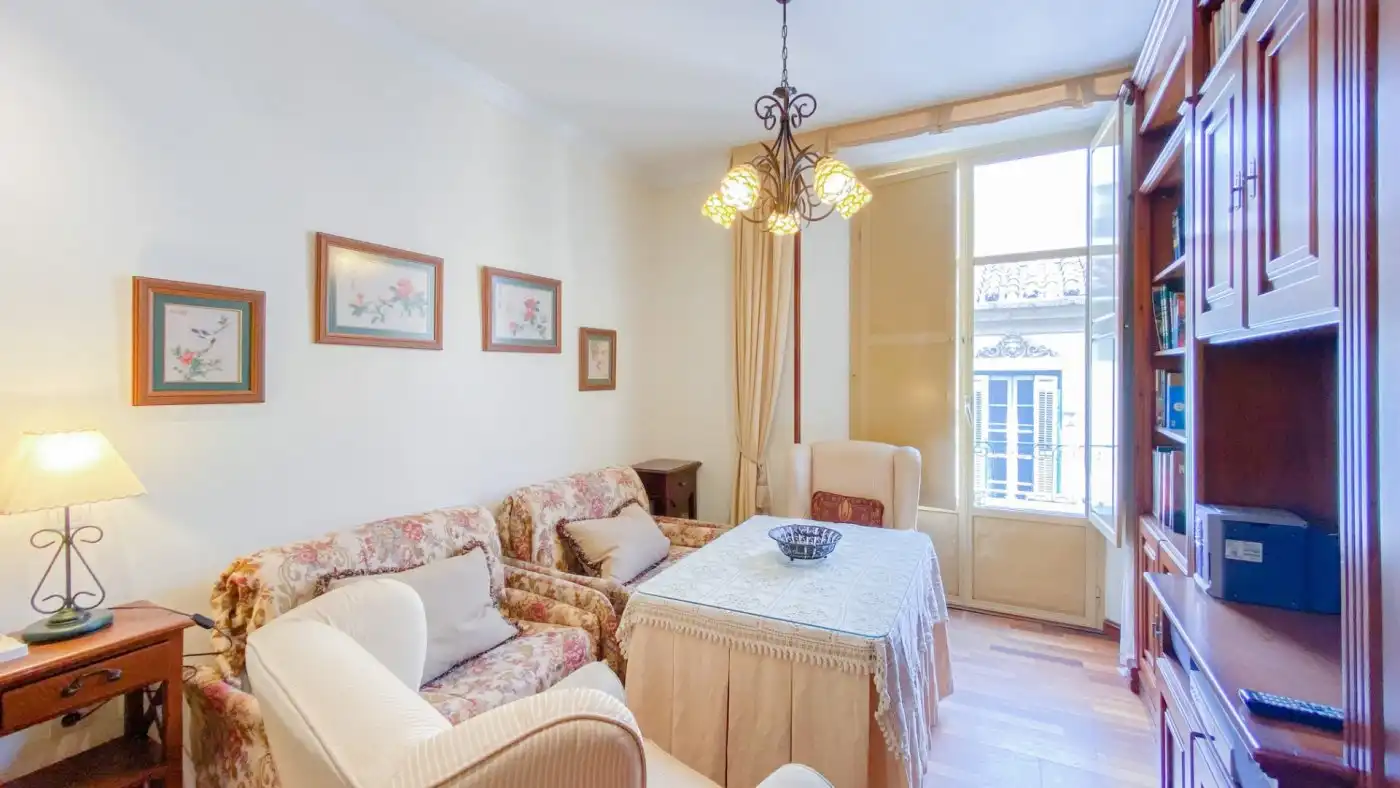 Living room of Flat for rent in Málaga  with Air Conditioner, Parquet flooring and Furnished