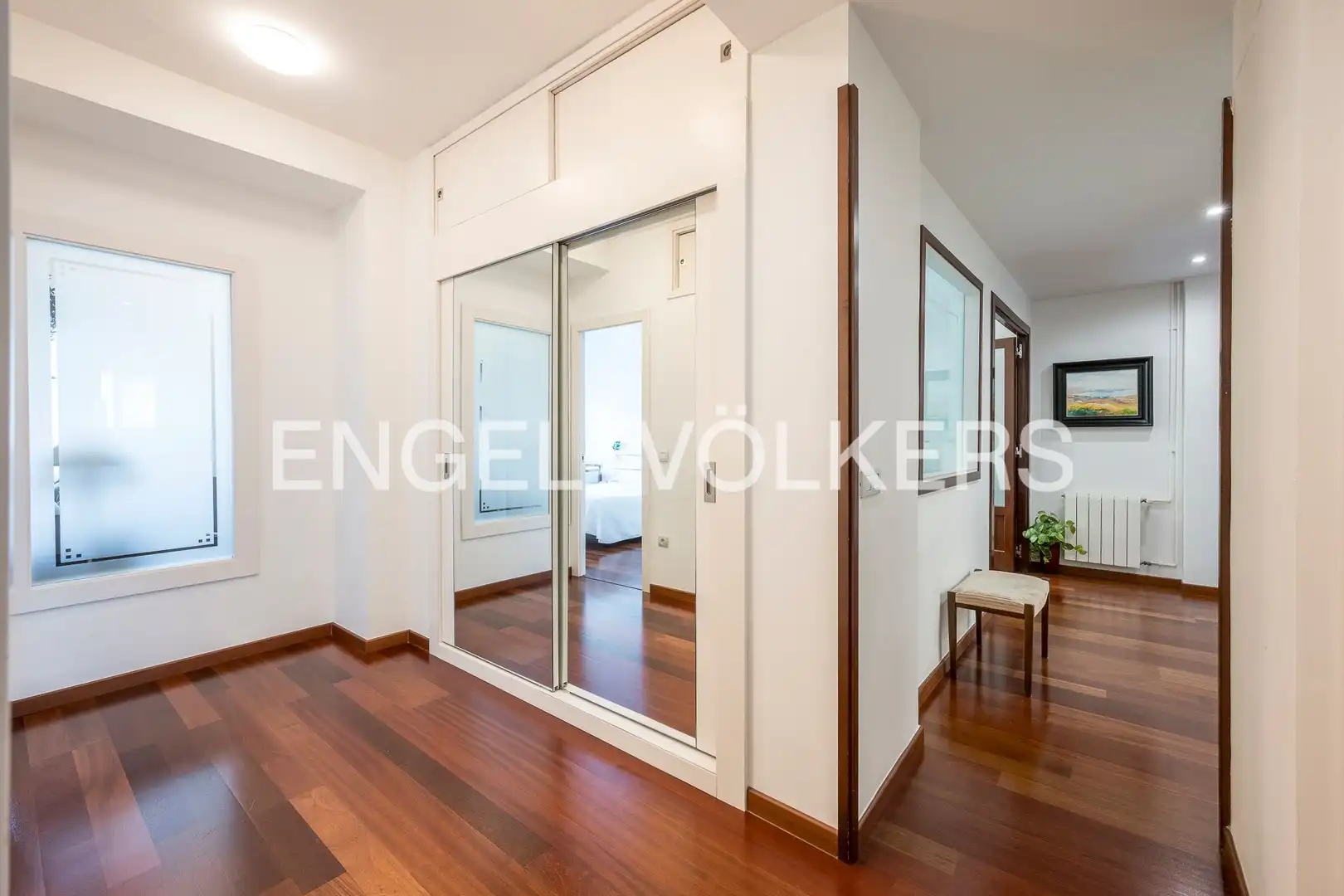 Wohnung zum Verkauf in Barcelona mit Klimaanlage, Heizung und Parkett