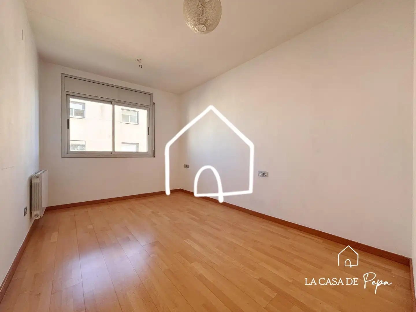 Habitación de Piso en venta en Viladecans con Aire acondicionado, Calefacción y Parquet