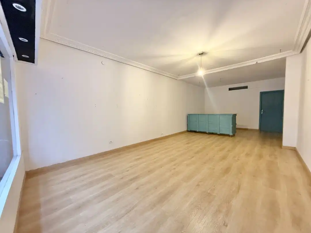 Local comercial en alquiler en San Bartolome Kalea, imagen 5
