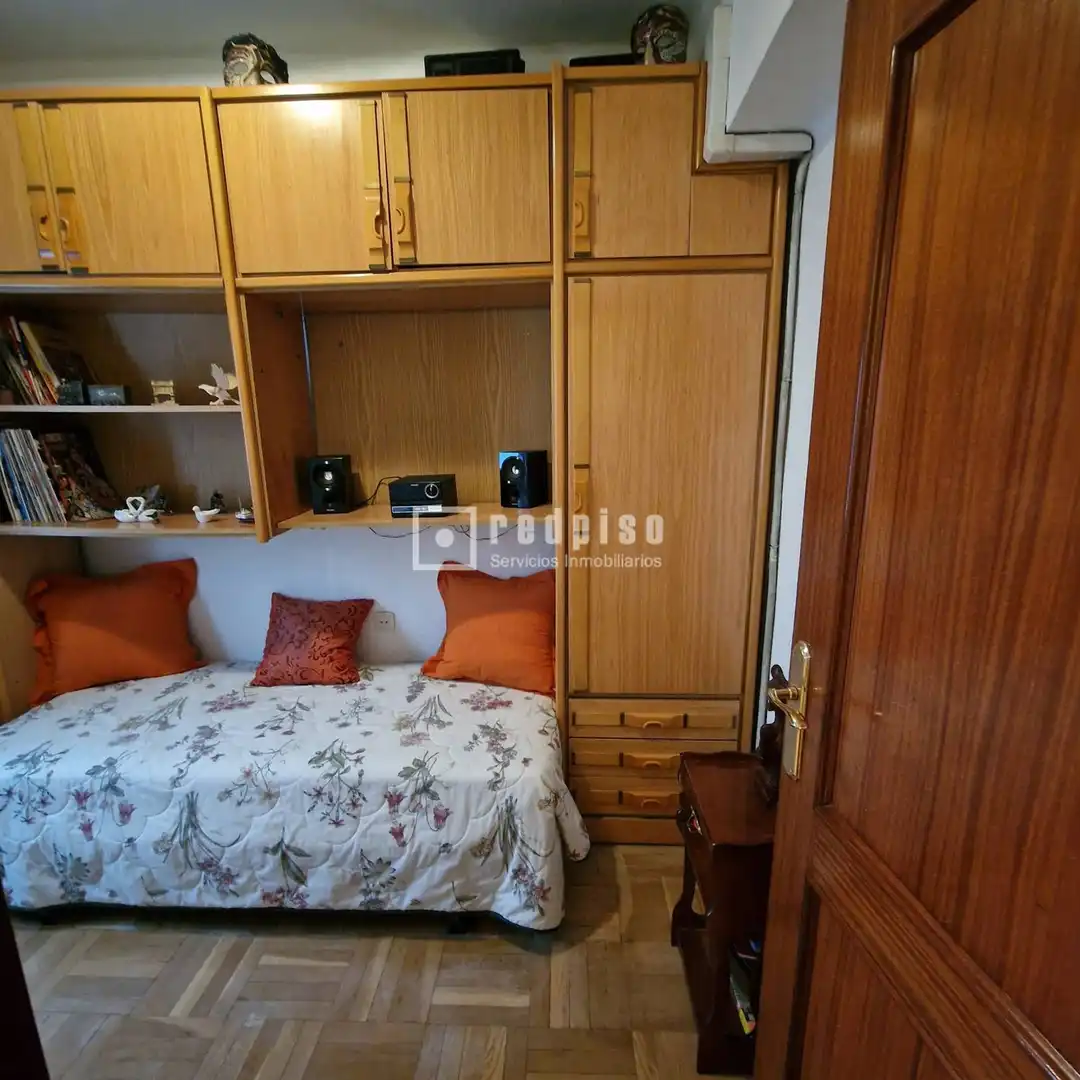 Bedroom of Flat for sale in Madrid  with Heating and Parquet flooring