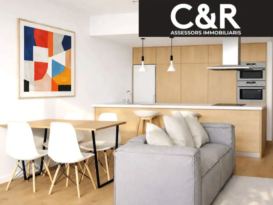 Flat with lift for sale in Avenida Panagall 90