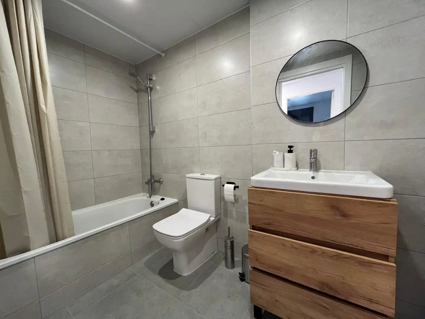Ground floor with pool for sale in Carrer De Múrcia 143, imagen 10