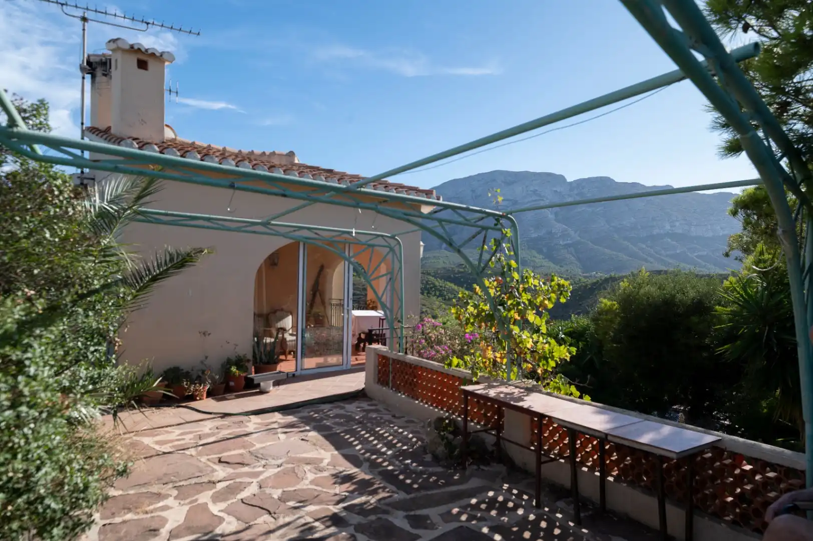 Detached house with pool for sale in Las Rotas / Les Rotes, imagen 3