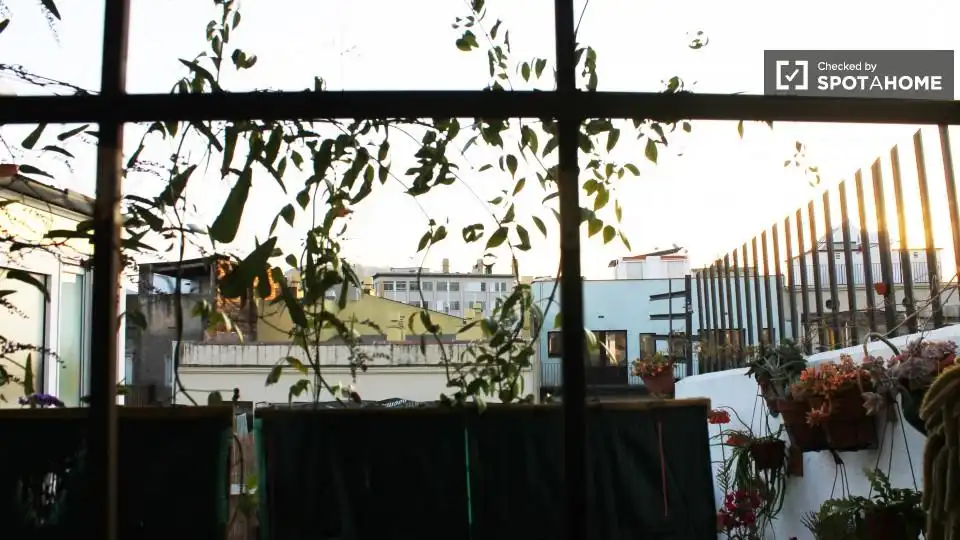 Habitació a Sant Gervasi- Galvany