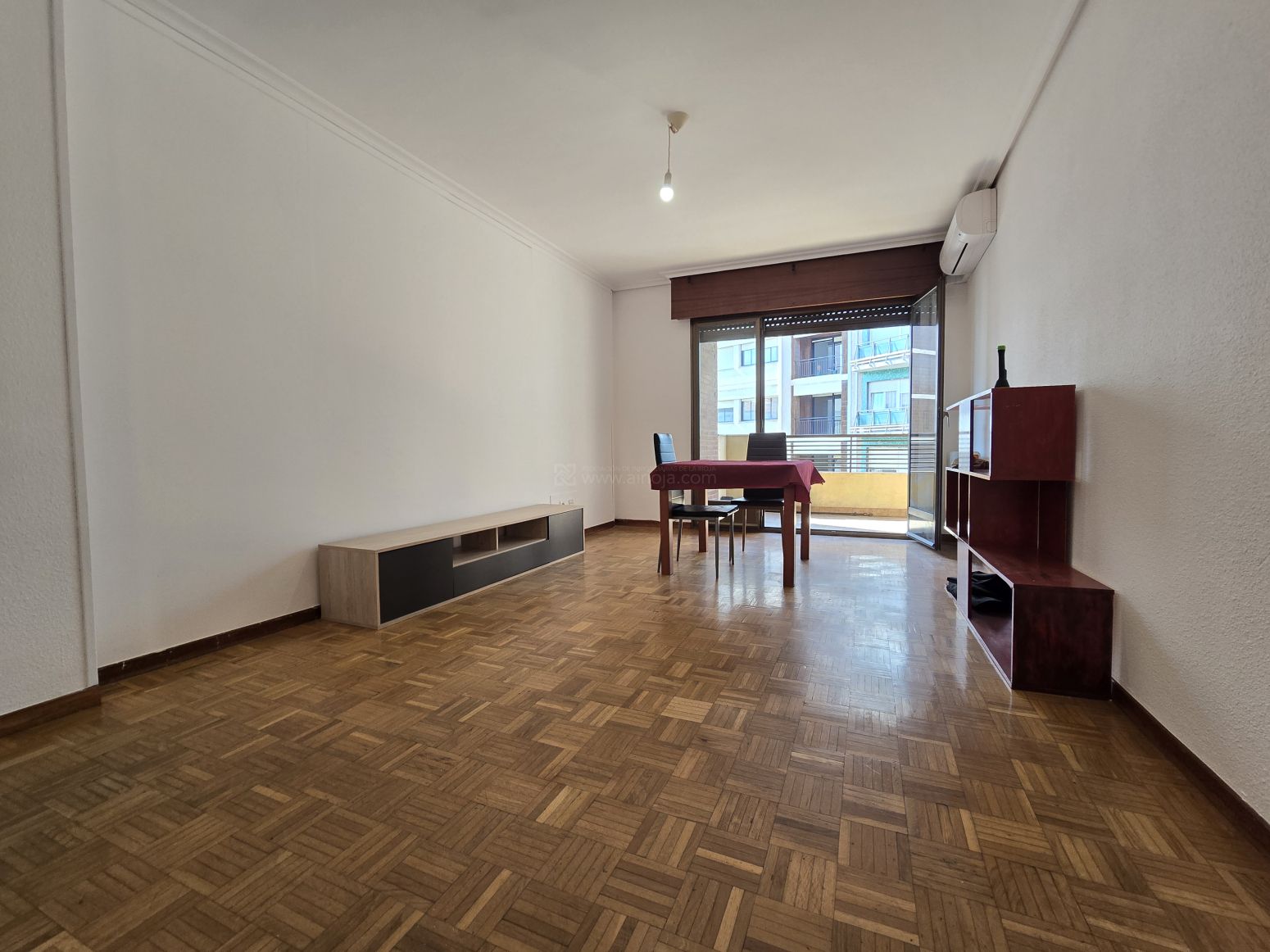 Sala d'estar de Pis en venda en  Logroño amb Aire condicionat, Calefacció i Parquet