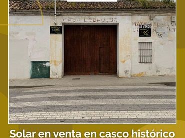 Locale commerciale in vendita a Carmona