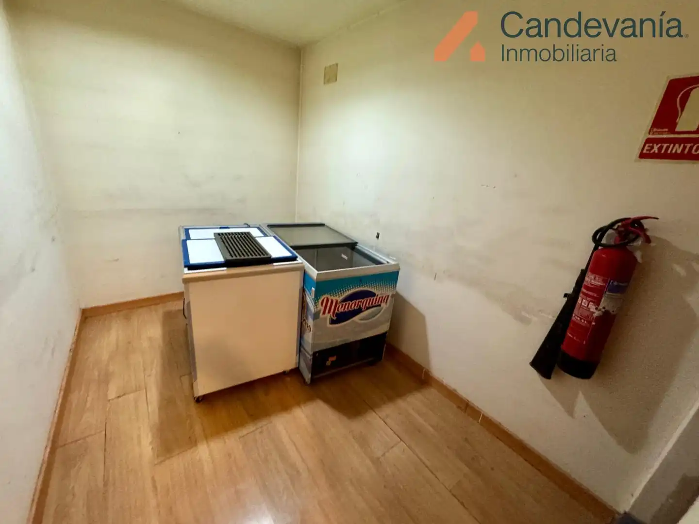 Local comercial en venda a Avenida Galo Ponte, imagen 27