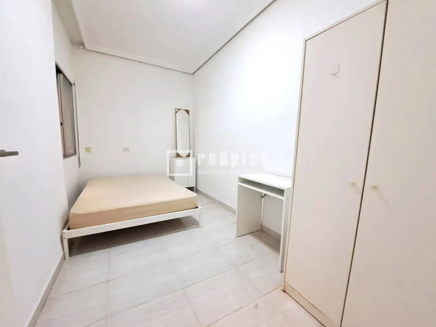 Habitación de Piso de alquiler en Murcia con Amueblado