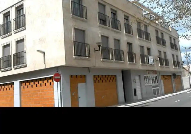 Vista exterior de Piso en venta en Castellanos de Moriscos