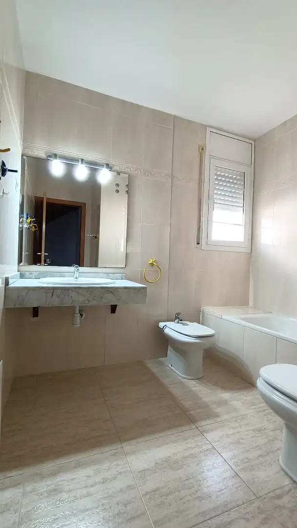 Baño de Casa o chalet en venta en Cambrils con Aire acondicionado, Calefacción y Jardín privado