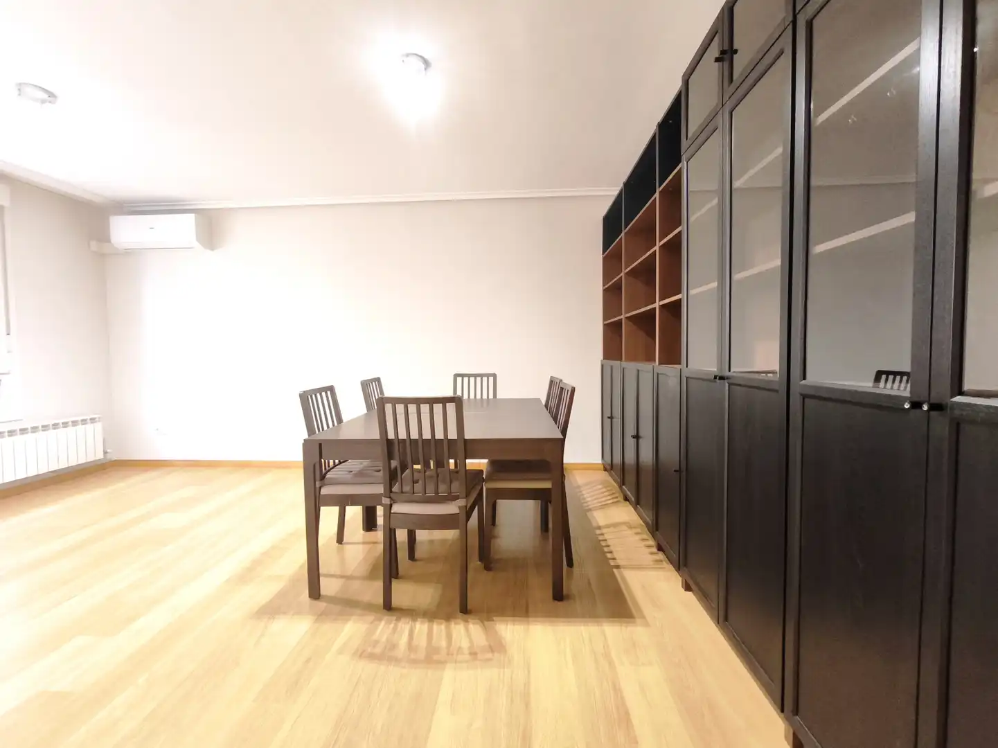 Dining room of Flat for sale in Entrena  with Air Conditioner, Heating and Parquet flooring