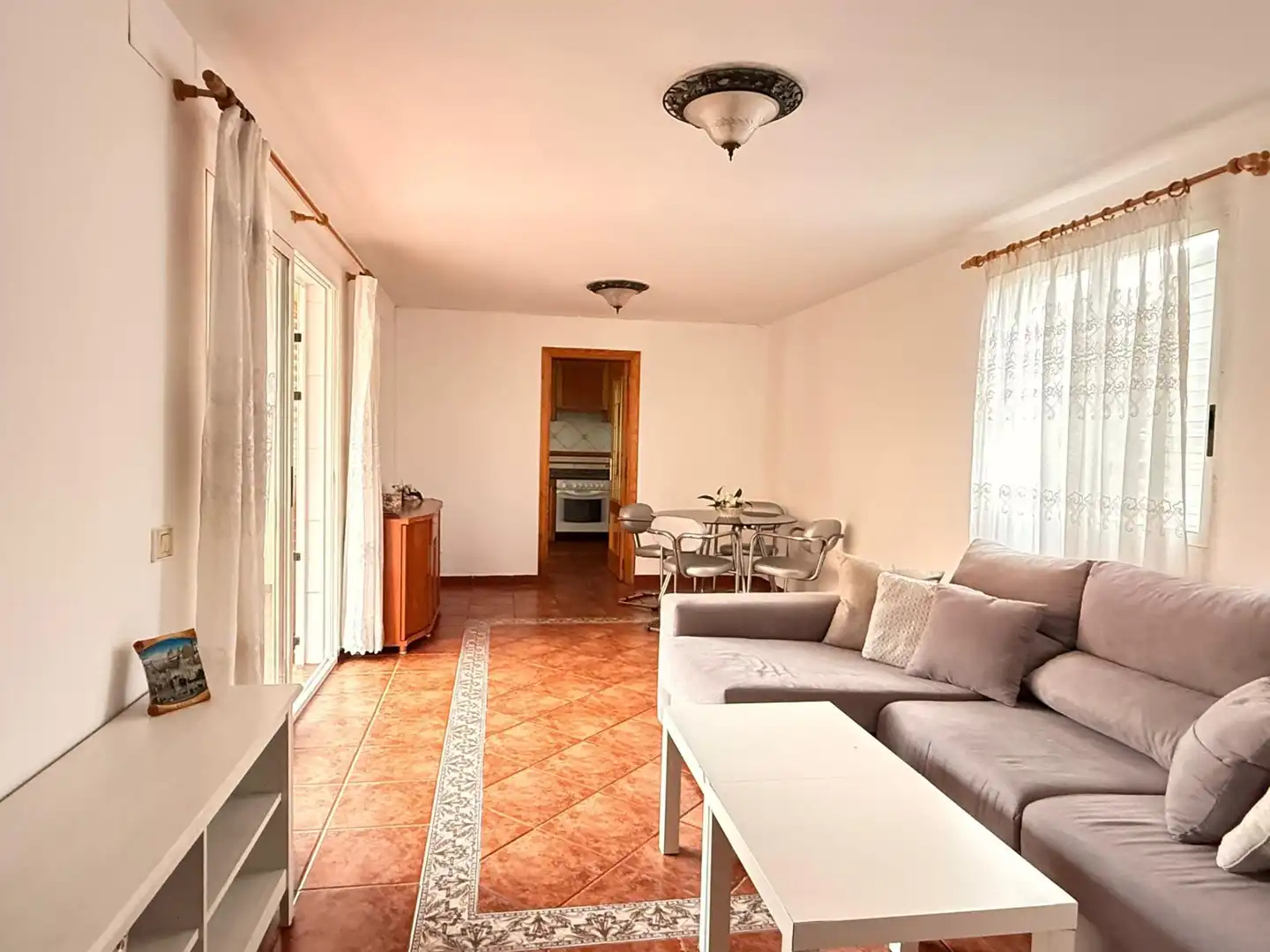 Sala de estar de Casa adosada en venta en Moncofa con Terraza, Trastero y Balcón