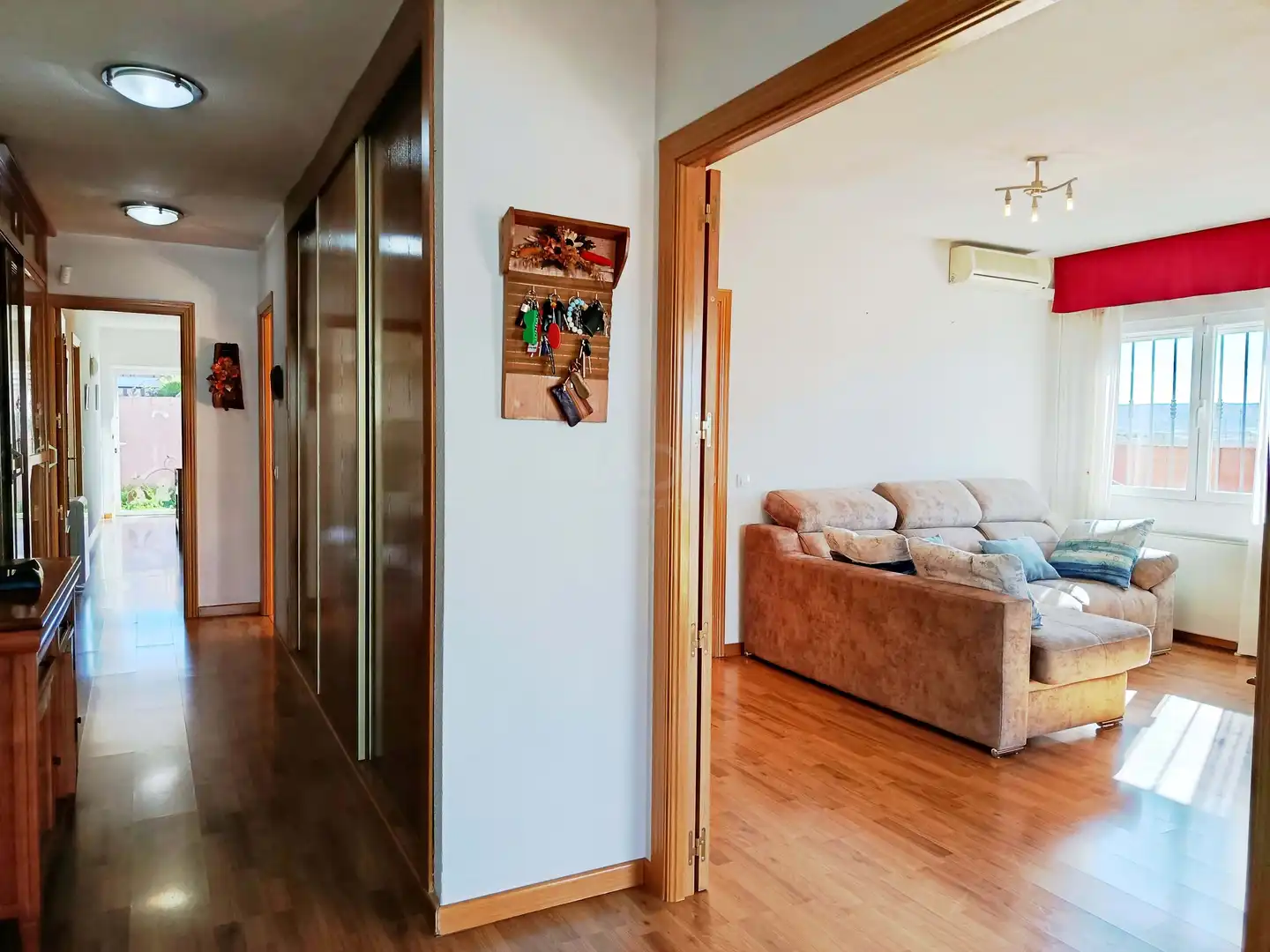Houses for sale in Meco  with Air Conditioner, Heating and Terrace