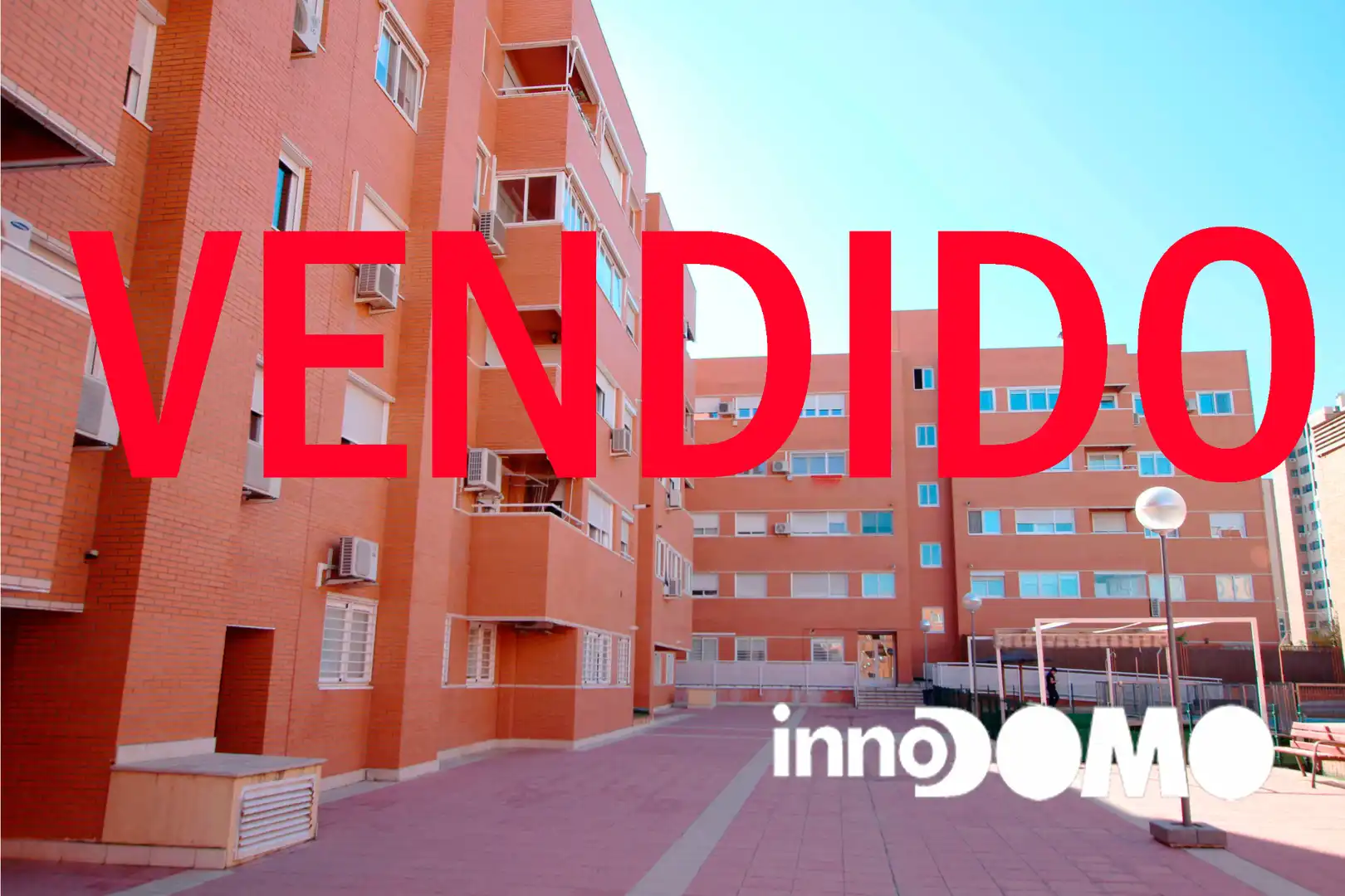 Vista exterior de Piso en venta en Parla con Aire acondicionado, Calefacción y Parquet