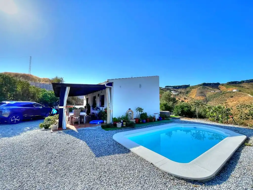 Swimming pool of Country homes for sale in El Borge  with Air Conditioner, Private garden and Swimming Pool