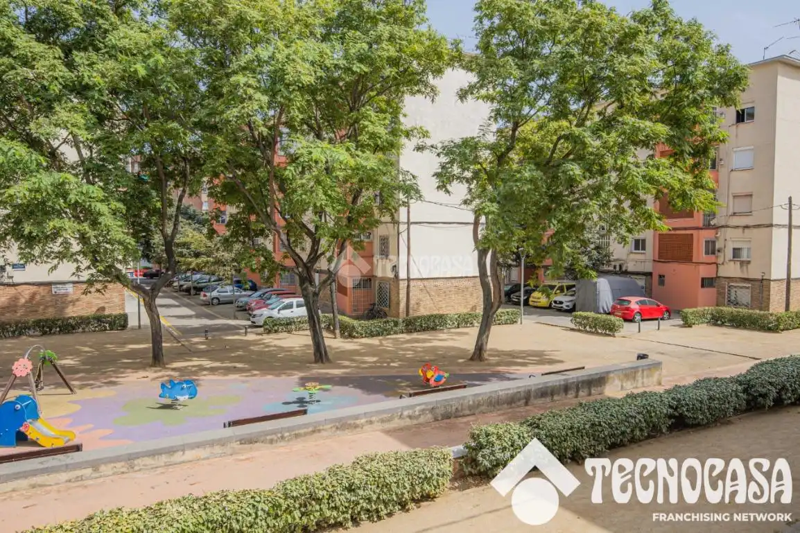 Vista exterior de Piso en venta en Viladecans con Trastero y Balcón