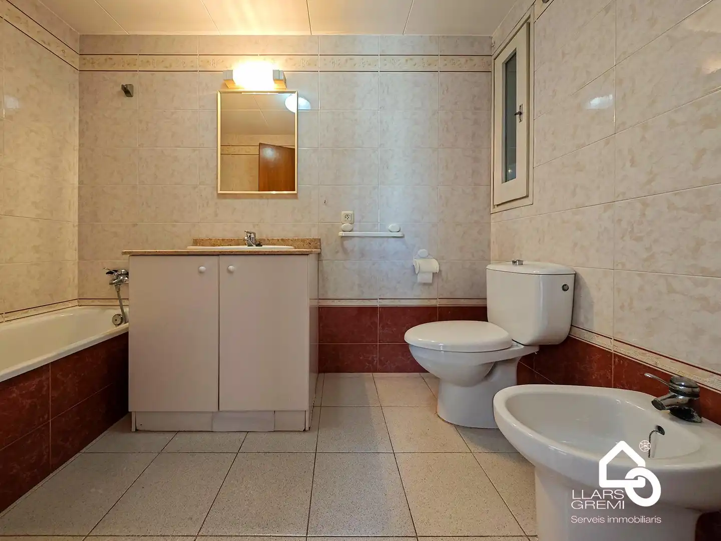 Baño de Piso en venta en Igualada con Calefacción, Terraza y Trastero