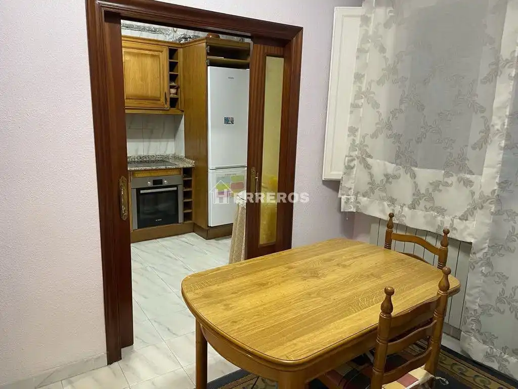 Piso con ascensor en venta en CIRIACO GARRIDO, imagen 6