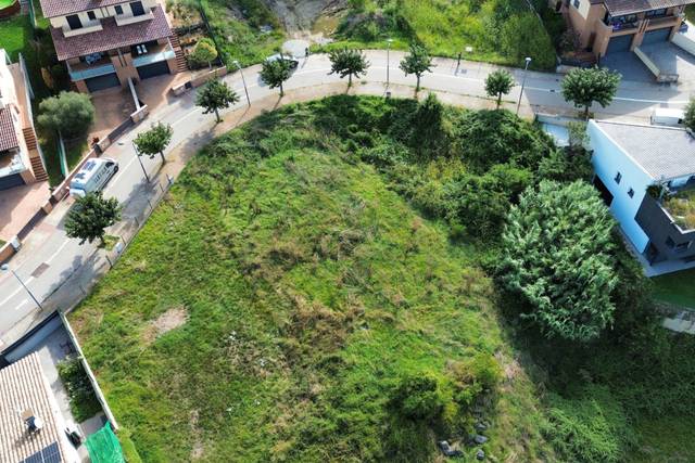 Terreno residencial en Venta en Carrer de l'Esquerda en Roda de Ter