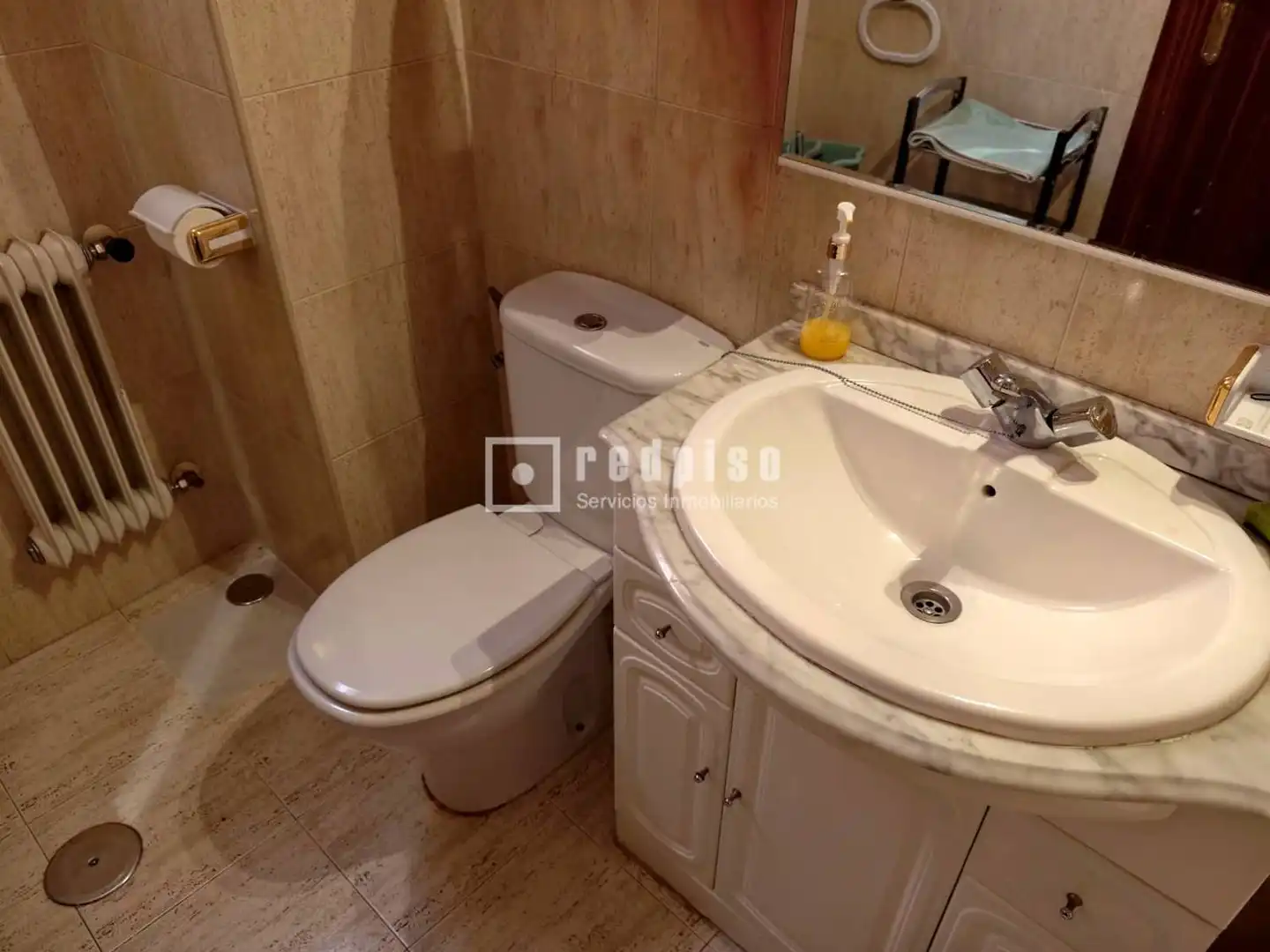 Bathroom of Flat for sale in Madrid  with Air Conditioner, Heating and Parquet flooring