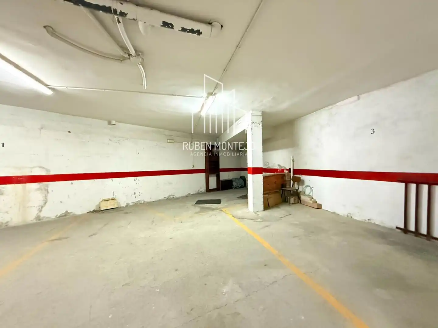 Parkplatz von Wohnung zur Miete in Villamayor mit Heizung, Terrasse und Möbliert
