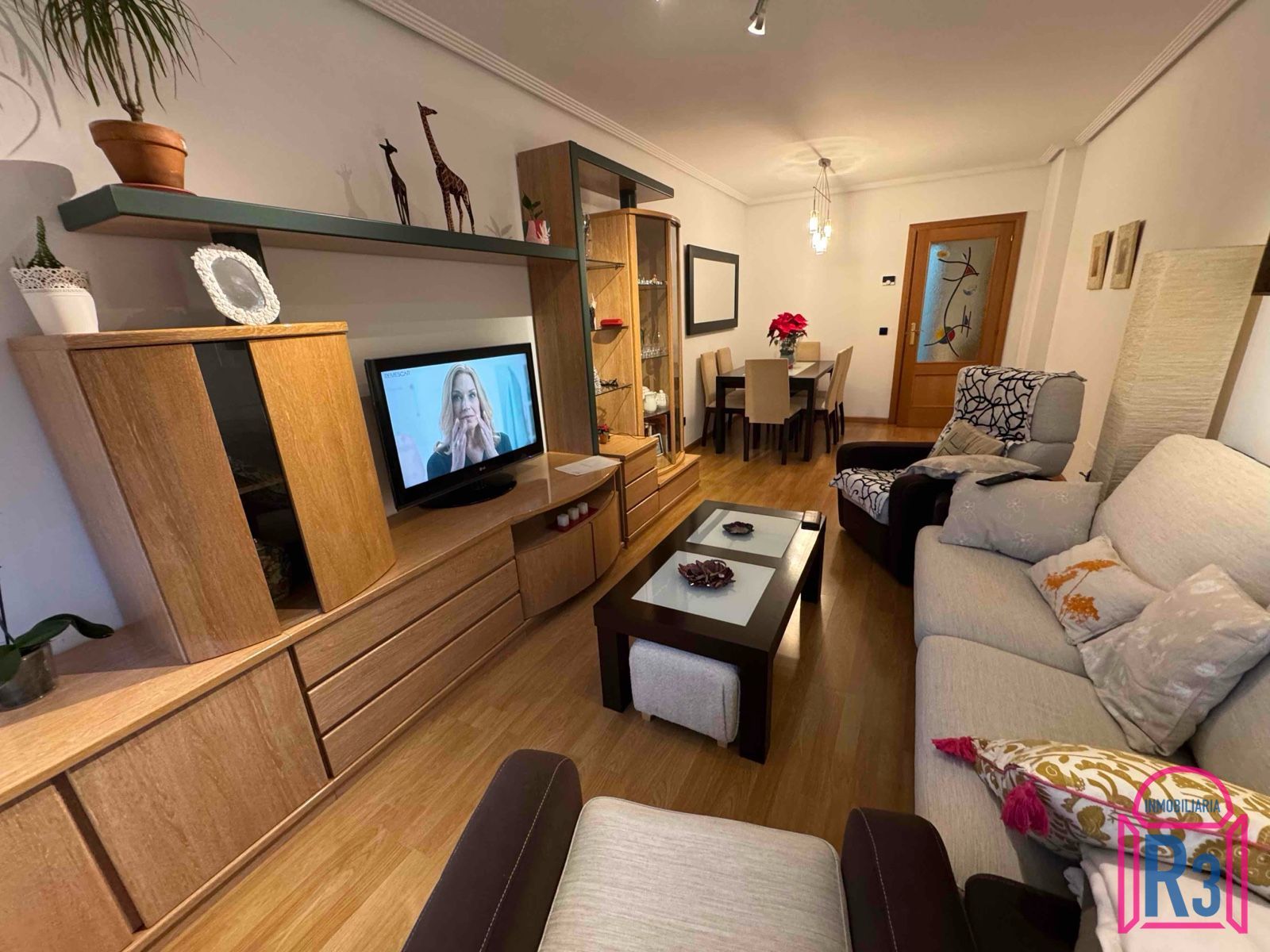 Living room of Flat for sale in León Capital   with Heating, Terrace and Storage room