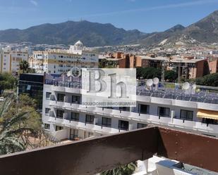 Vista exterior de Pis en venda en Benalmádena amb Aire condicionat, Jardí privat i Terrassa