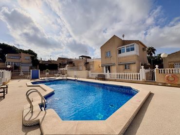 Casa amb piscina en venda a Orihuela Costa
