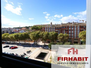 Dúplex amb ascensor en venda a Riera del Pare Fita