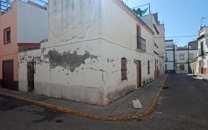 Exterior view of House or chalet for sale in La Algaba