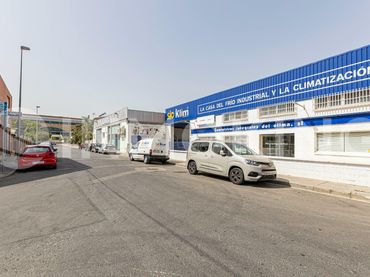 Nau industrial en venda a Pedanías Este