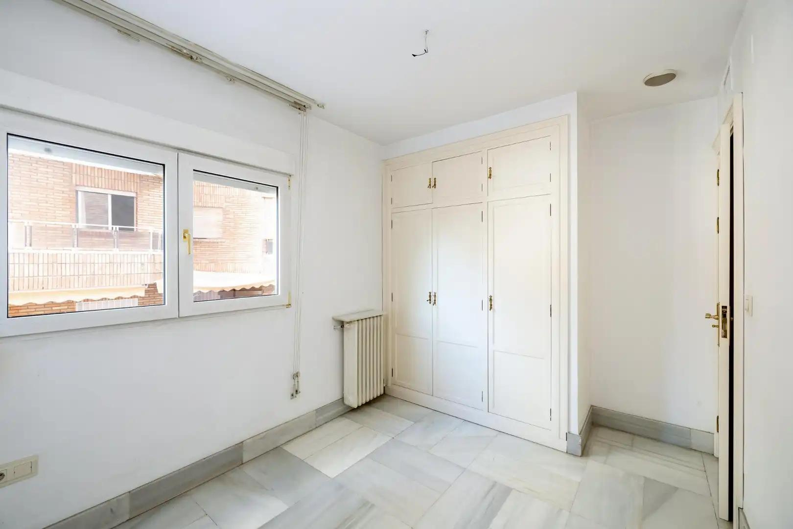 Bedroom of Flat for sale in Granada