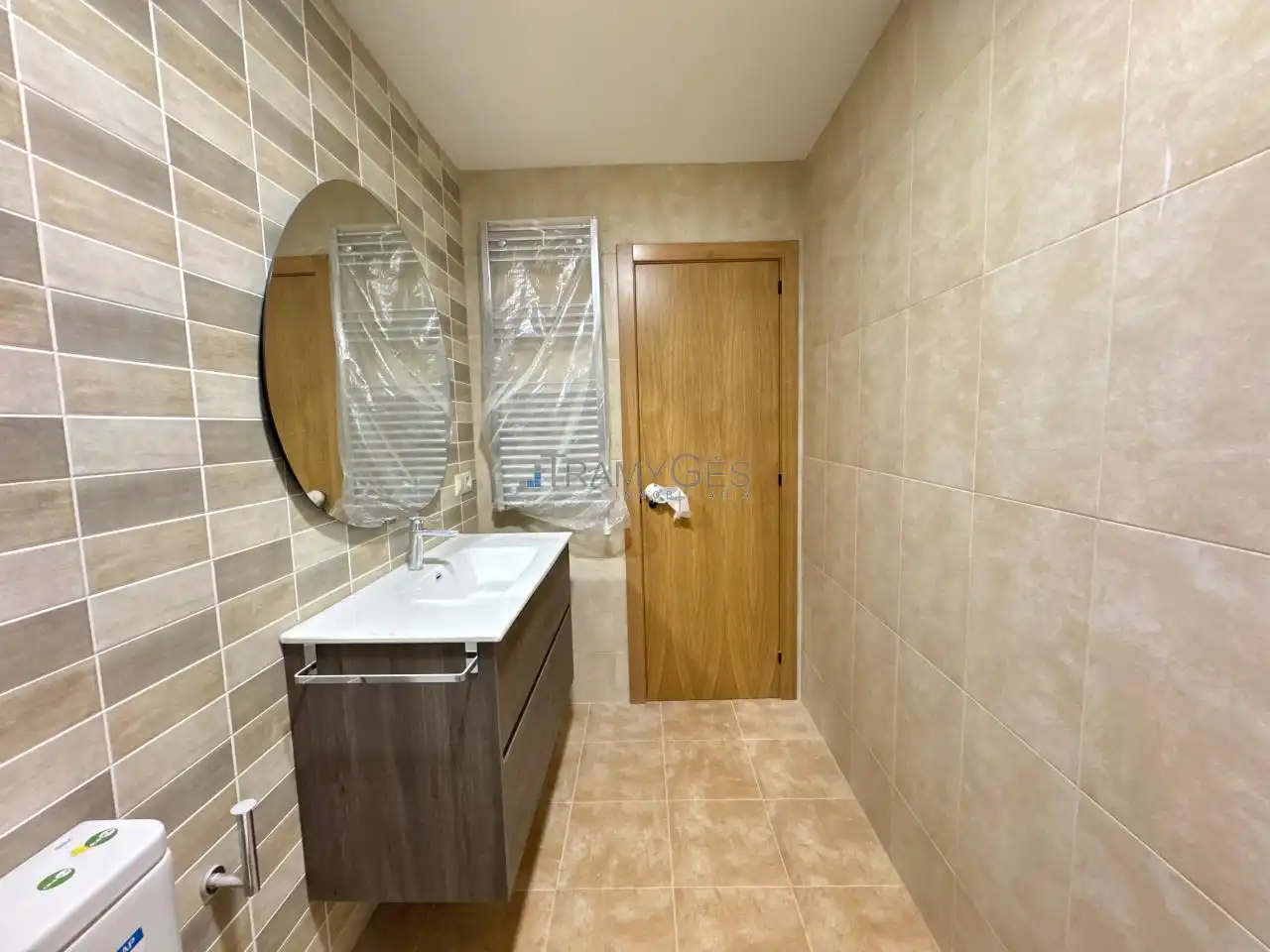 Baño de Casa adosada en venta en Vigo  con Calefacción, Jardín privado y Terraza
