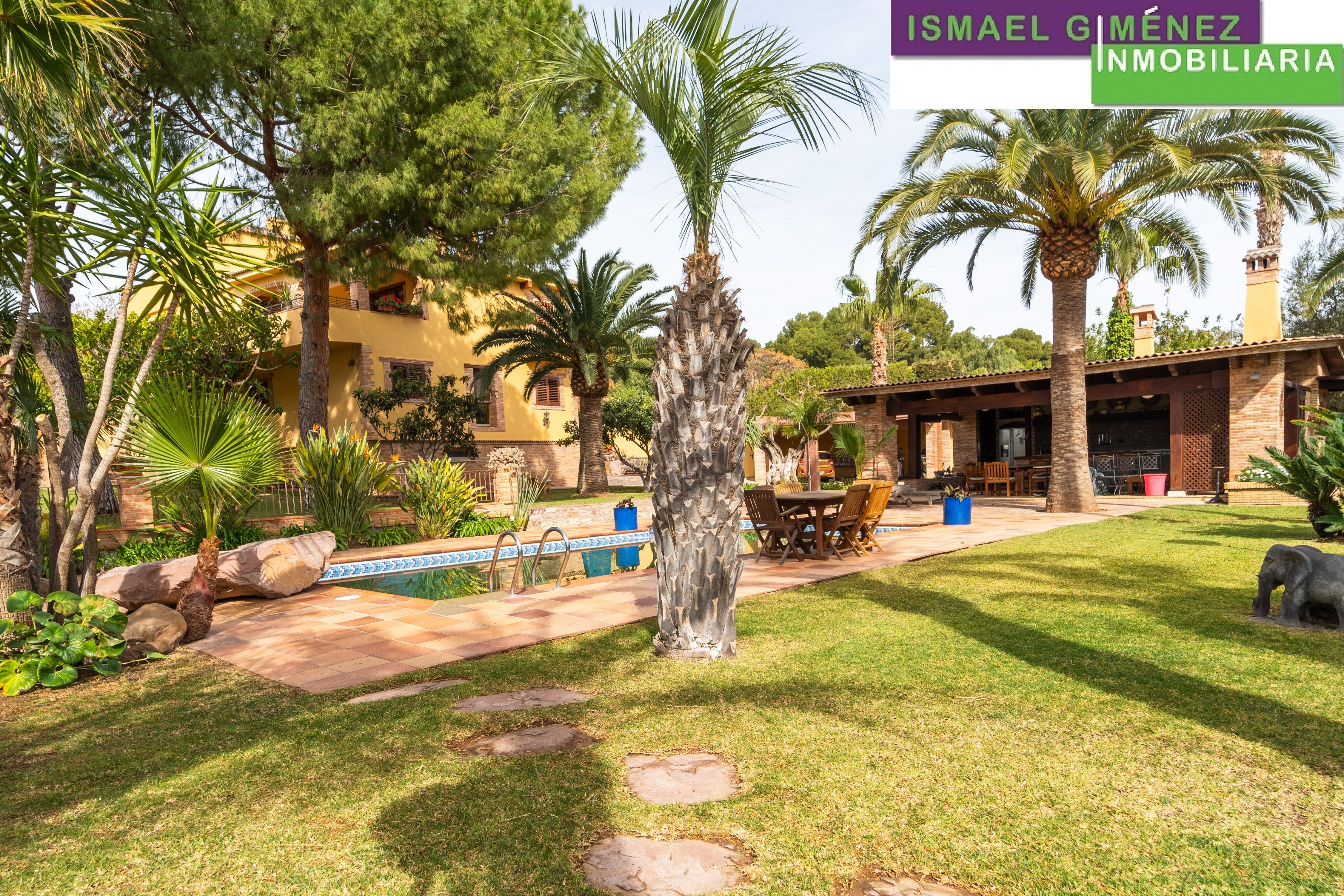 Garden of House or chalet for sale in Náquera  with Air Conditioner, Heating and Private garden