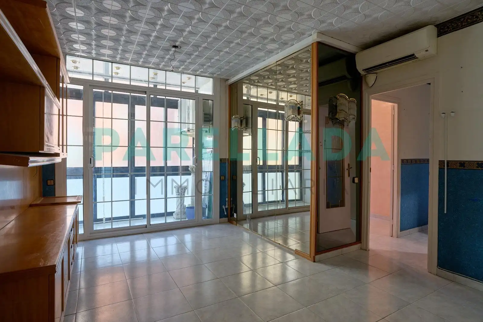 Flat for sale in Badalona  with Air Conditioner and Balcony